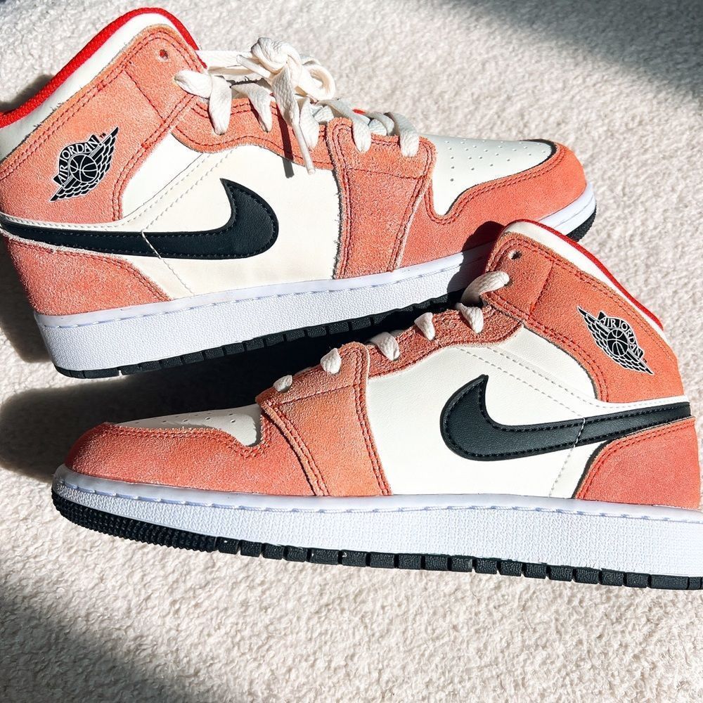 Nike Air Jordan Mid